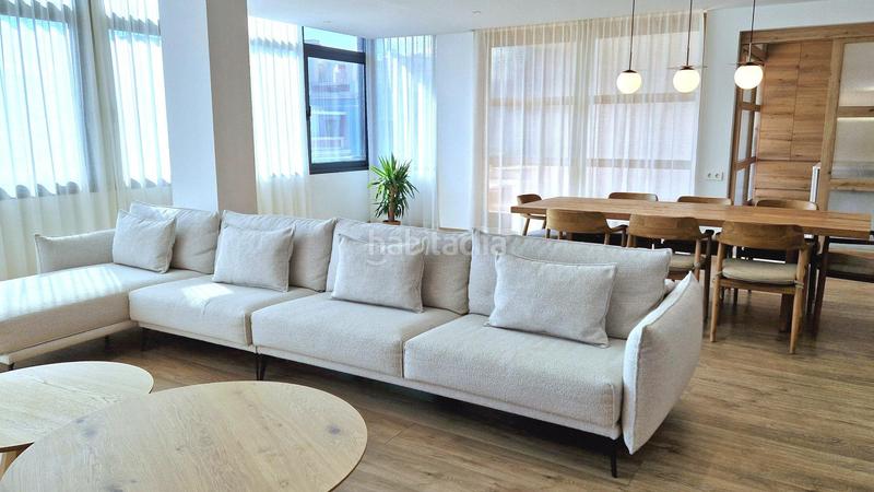 Foto 11541630-ab25-4dc2-83d3-61e34a6376cd. Dachwohnung in calle comte salvatierra in Vila de Gràcia Barcelona