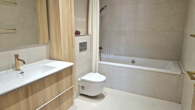 Foto 414cab9d-28dc-48d9-baac-63bd9a9b01ae. Dachwohnung in calle comte salvatierra in Vila de Gràcia Barcelona