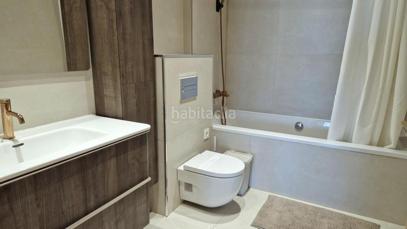 Foto 62111de3-d480-433b-a66a-8a1184c58724. Dachwohnung in calle comte salvatierra in Vila de Gràcia Barcelona