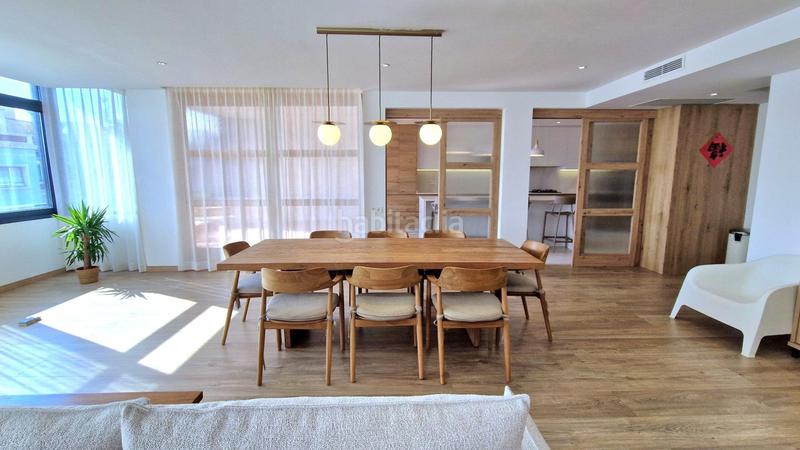 Foto 9d616516-6ec3-4435-aabb-2b9ebceab654. Dachwohnung in calle comte salvatierra in Vila de Gràcia Barcelona