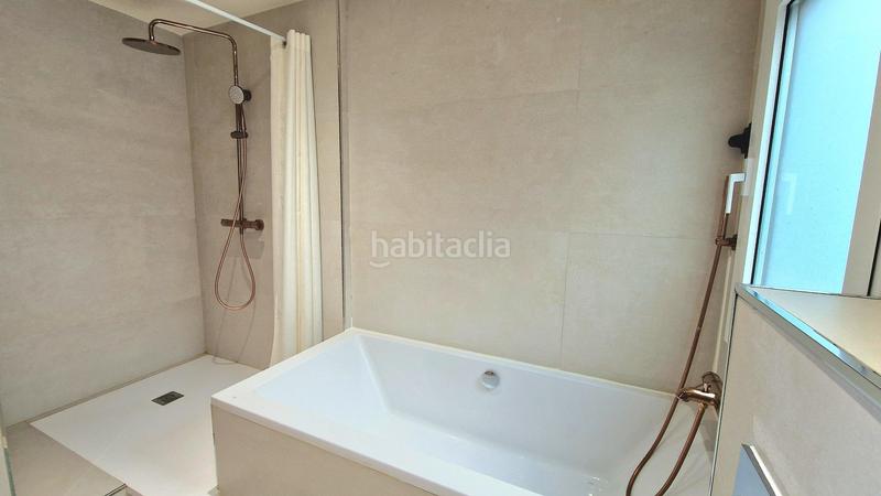 Foto a0ad5416-21c6-464e-a9f1-2784f7884871. Dachwohnung in calle comte salvatierra in Vila de Gràcia Barcelona