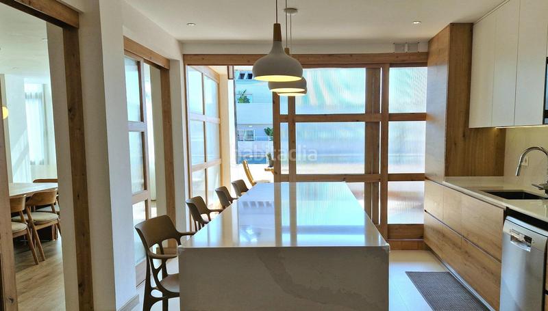 Foto bcd01804-a876-4b26-940f-3d2054fafc63. Dachwohnung in calle comte salvatierra in Vila de Gràcia Barcelona