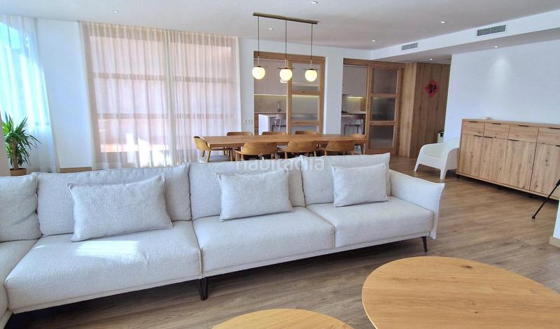 Foto f4dafbd9-e81f-467f-b29d-24d55eb144ae. Dachwohnung in calle comte salvatierra in Vila de Gràcia Barcelona