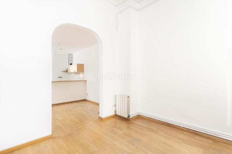 Foto 37f05f3c-6e85-4799-a49e-298e760b3faf. Pis amb calefacció a Dreta de l´Eixample Barcelona