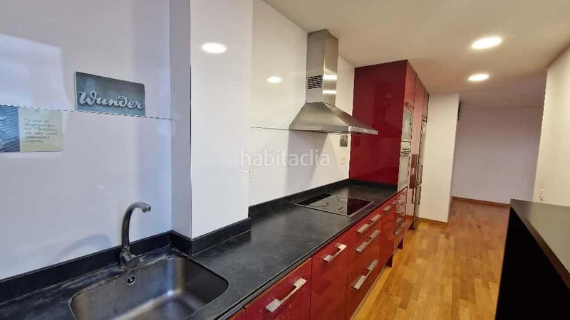 Foto 873d9f92-f6f4-4040-b18b-83580e01b728. Ático atico 120m2 terraza! vistas expectaculares en Barcelona