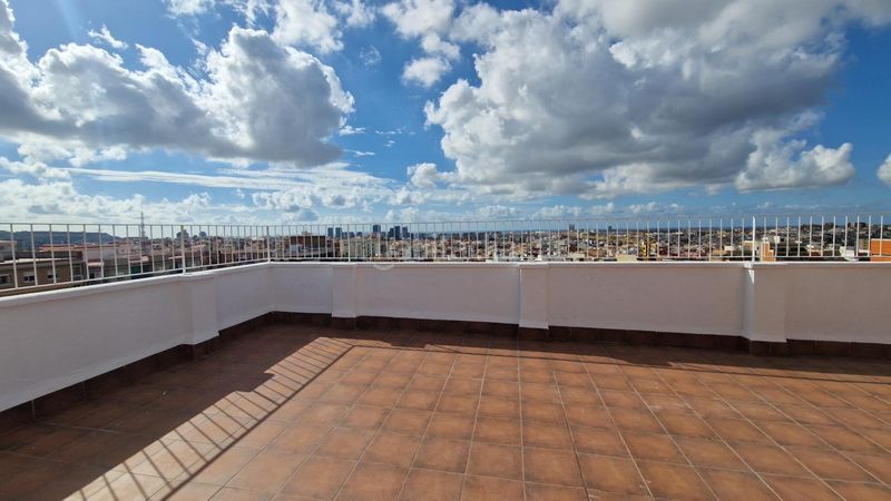 Foto a31bf6ff-a173-46b1-bbea-f0fd133c5f22. Ático atico 120m2 terraza! vistas expectaculares en Barcelona