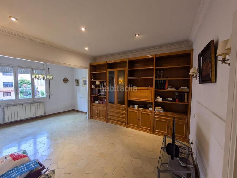 Foto 1a010fc7-f968-4574-9230-9c9691c4bd0a. Pis amb calefacció a Vila de Gràcia Barcelona