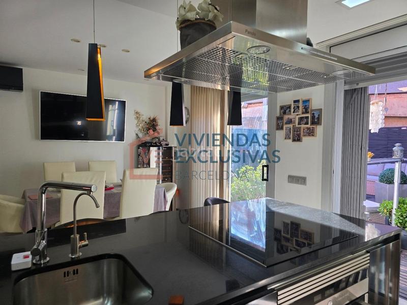 Foto 2a1a2d3d-4438-4f79-87ac-f069babde8f1. Maison jumelée avec chauffage parking dans Sant Andreu de la Barca