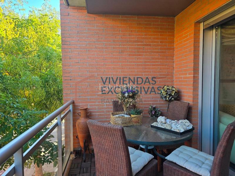 Foto 7e58ad1d-1994-4054-80fe-7d9496f77f0a. Maison jumelée avec chauffage parking dans Sant Andreu de la Barca