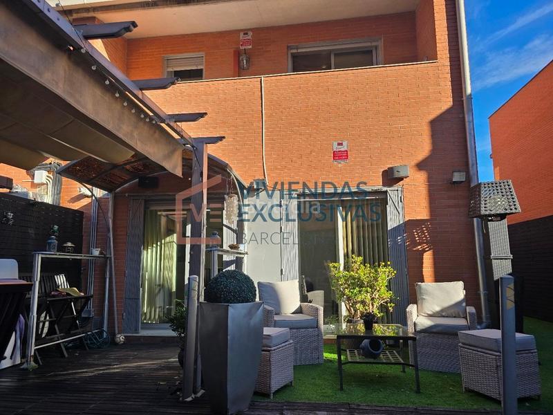 Foto c51b800a-af1b-46ac-9356-ac741520b88b. Maison jumelée avec chauffage parking dans Sant Andreu de la Barca