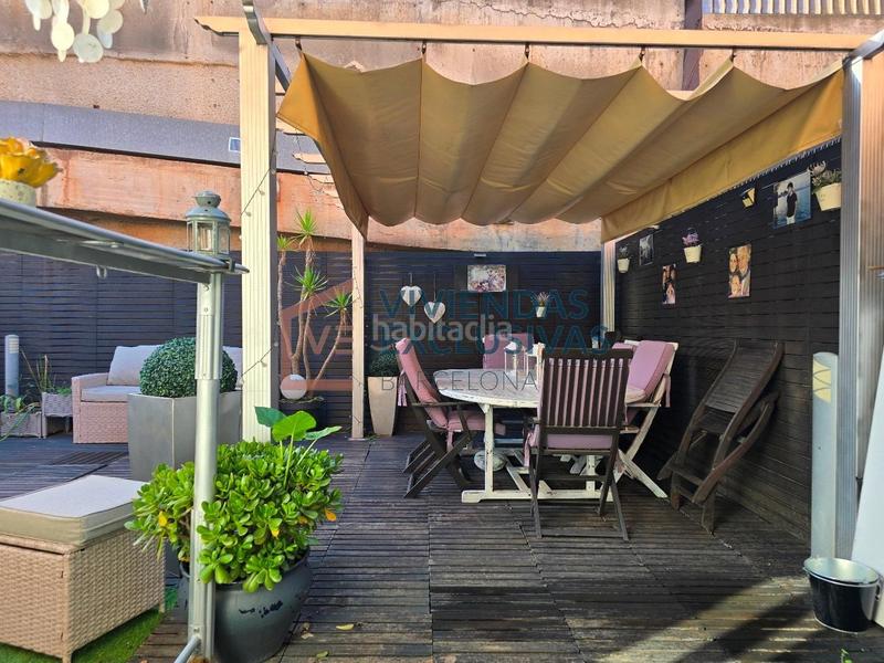 Foto cababca4-1eef-45c5-b134-85cc48ad944f. Maison jumelée avec chauffage parking dans Sant Andreu de la Barca