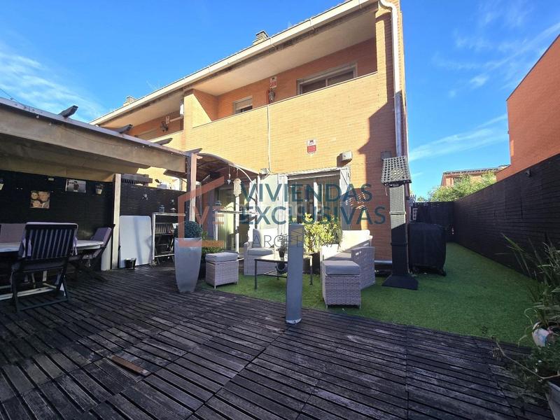 Foto d52549b1-5bc2-4e89-ac55-3448070dedb6. Maison jumelée avec chauffage parking dans Sant Andreu de la Barca