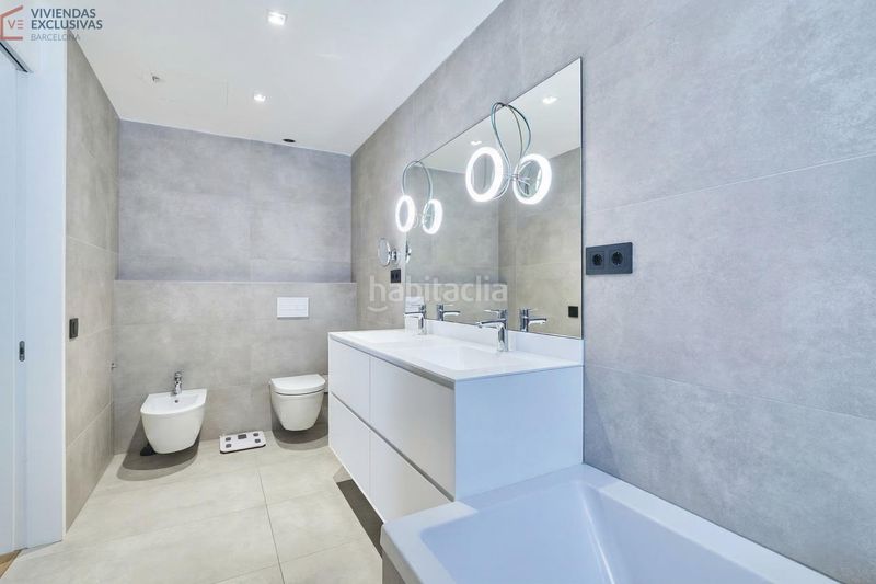 Foto 6d192bba-2715-4898-b5fe-da4424a1cc8a. Casa amb calefacció aparcament piscina a Sarrià Barcelona