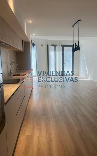 Foto b5cba1a2-d1b9-4034-9272-2f2aab23338c. Dúplex a El Camp d´en Grassot i Gràcia Nova Barcelona