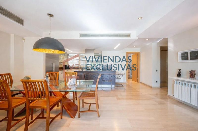 Foto 02dc76ea-8b04-4e09-b926-d783ff162e0e. Casa amb calefacció aparcament a Sant Gervasi - Bonanova Barcelona