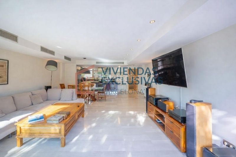 Foto 5320f435-f2e6-49c1-9ecd-924d4753b849. Casa amb calefacció aparcament a Sant Gervasi - Bonanova Barcelona