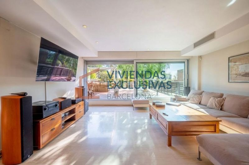 Foto 90e602f2-3039-494d-a2bb-0fb92471b2a4. Casa amb calefacció aparcament a Sant Gervasi - Bonanova Barcelona