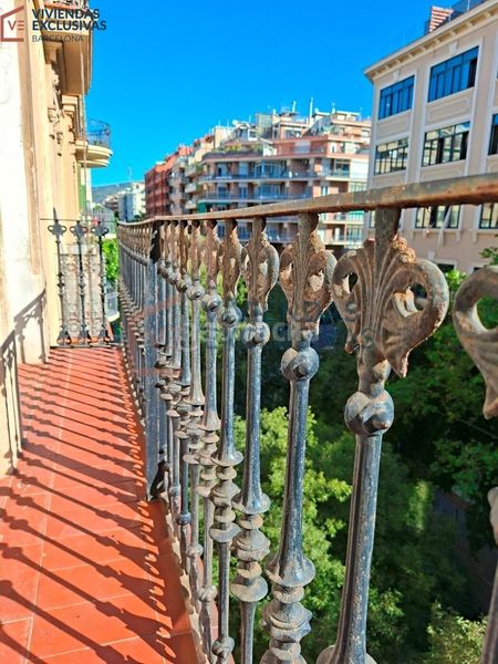 Foto f5cd98ce-d725-4a13-9458-963d598fcd4a. Pis amb calefacció a La Nova Esquerra de l´Eixample Barcelona
