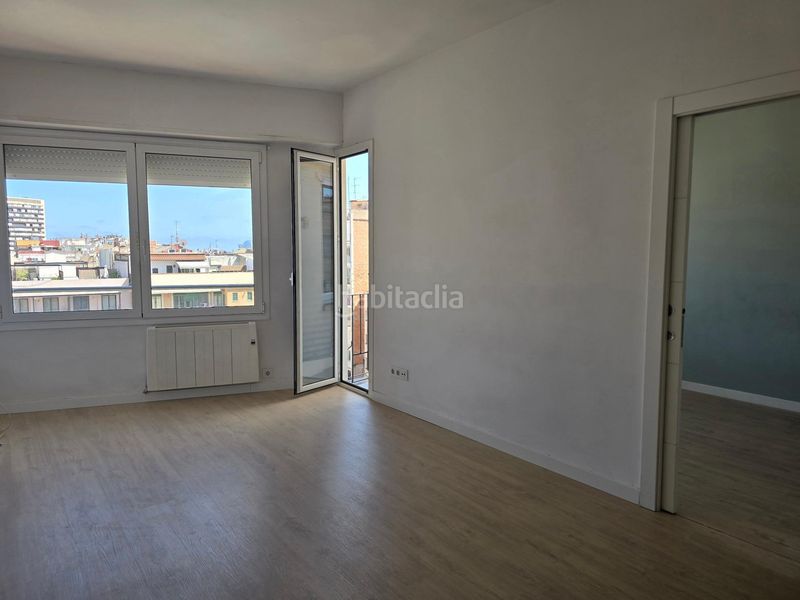 Foto 4bc93ea0-b18d-4ed2-8181-848093392d76. Pis amb calefacció a Dreta de l´Eixample Barcelona