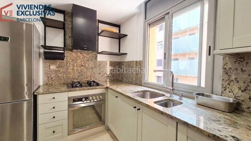 Foto cfb421e5-a385-4c3d-b23d-ca36341a32bf. Pis amb calefacció aparcament a Barri de les Corts Barcelona