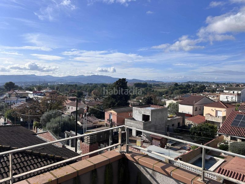 Foto 1e936e60-72a2-4161-b896-c8ff0088672e. Casa amb calefacció aparcament a Els Avets-Can Serrafossà-Ximelis Rubí