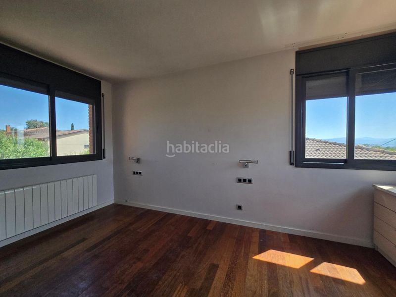 Foto 509e943b-3d5c-4791-aa5d-674d3ffb8e7c. Casa amb calefacció aparcament a Els Avets-Can Serrafossà-Ximelis Rubí