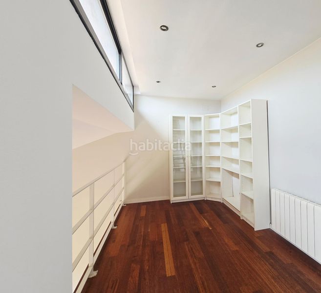 Foto ed9325b3-be9d-44e0-bd3c-8a12de21ce9f. Casa amb calefacció aparcament a Els Avets-Can Serrafossà-Ximelis Rubí