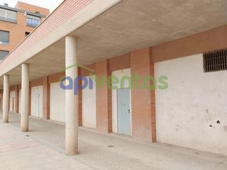 Local Comercial a San Cristóbal - San Diego. Localalmacén próximo instituto bartolomé pérez casas