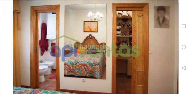 Foto 34aa16a0-e2c1-4360-b7aa-553658e676db. Chalet  espectacular con piscina en Águilas