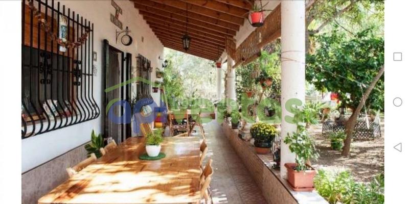 Foto 6f3f8b25-820a-4ff8-bde4-672df88ffa34. Chalet  espectacular con piscina en Águilas