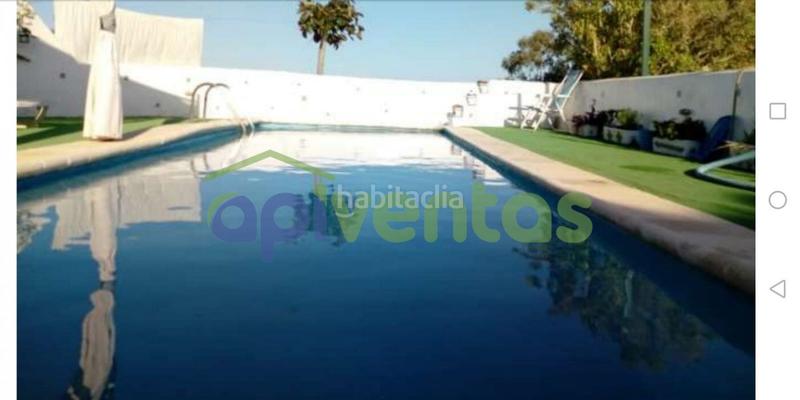 Foto c6531005-8270-4048-9399-cfb5ffd15f2d. Chalet  espectacular con piscina en Águilas