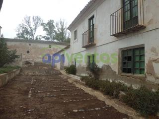 Mas à Ramonete. Finca rústica con edificaciones varias