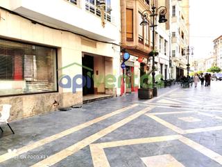 Locale commerciale in Santiago. Local comercial en venta en calle corredera, lorca.