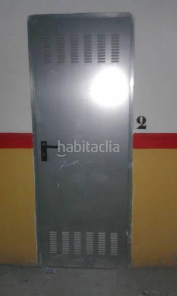 Foto 993e2a93-0c4c-44e5-b27e-a6e6f1eaa608. Alquiler parking coche plaza de garaje en venta o alquiler . en Pliego