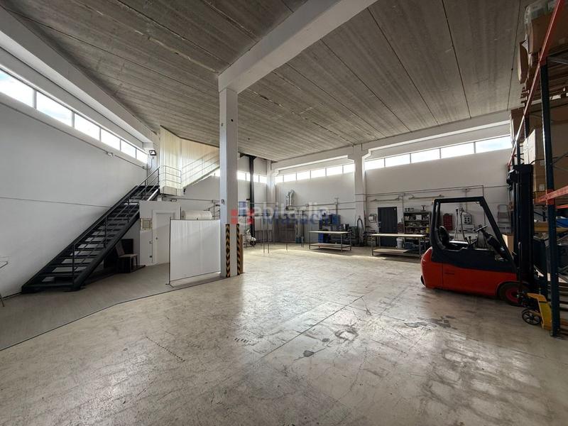 Foto 67b1d095-4797-454f-9d03-7433139d7a1c. Nave industrial en Monistrol de Montserrat