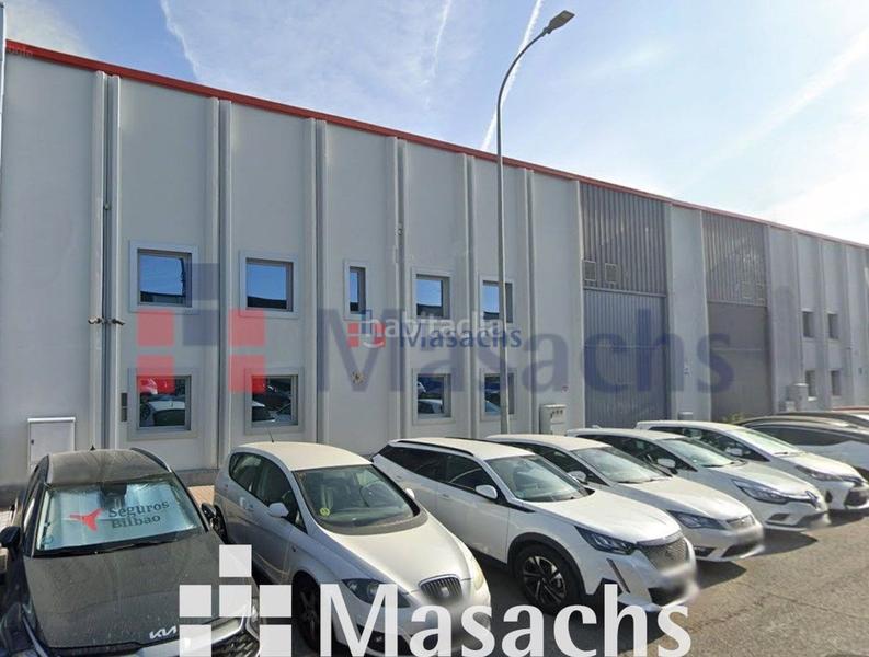 Foto a4542c9e-5854-470a-917b-ab3ee02dad46. Rent industrial building in El Barral Ferial Coslada