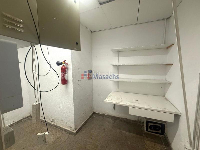 Foto a44868b4-4f79-4c0e-a093-269236be55a1. Lloguer local comercial a Ca n'Aurell Terrassa