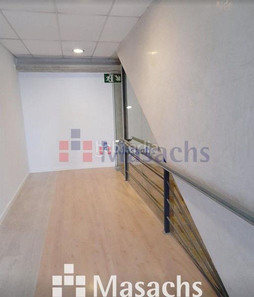 Foto 55049e39-df50-4e21-ad89-e661bbfeaa6f. Bâtiment à usage industriel dans Can Parellada Terrassa