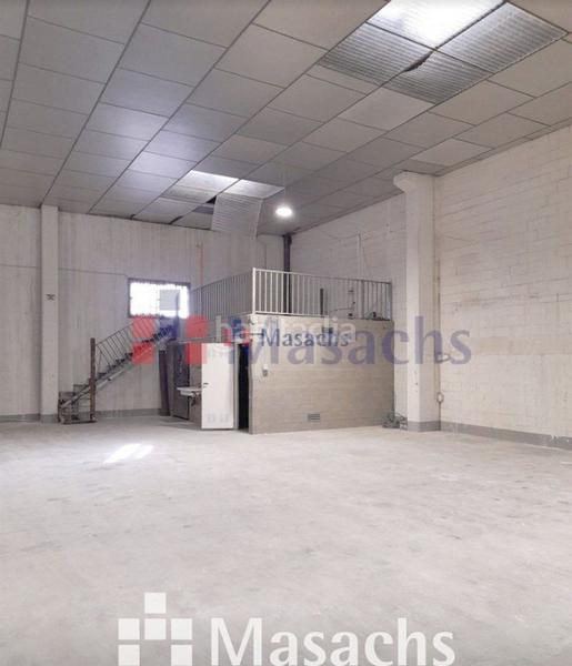 Foto 614ad5c9-ac8a-4d59-9dde-7f7ae545446e. Bâtiment à usage industriel dans Can Parellada Terrassa