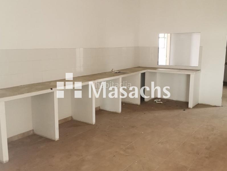 Foto 80795070-853a-4cb9-be99-deac86222143. Rent industrial building in Segle XX Terrassa