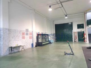 Nau industrial  Isaac peral. En fuenlabrada