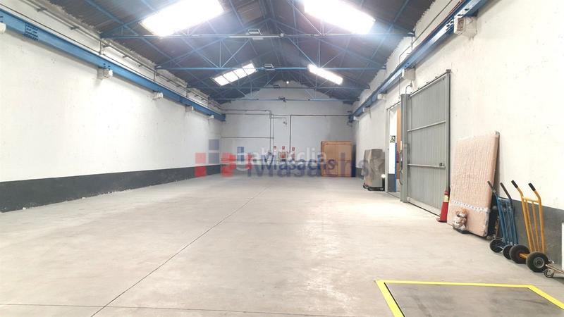 Foto 1b296e53-8087-4b2b-98ee-6d50f3b749d4. Nau industrial amb calefacció a Estación Coslada