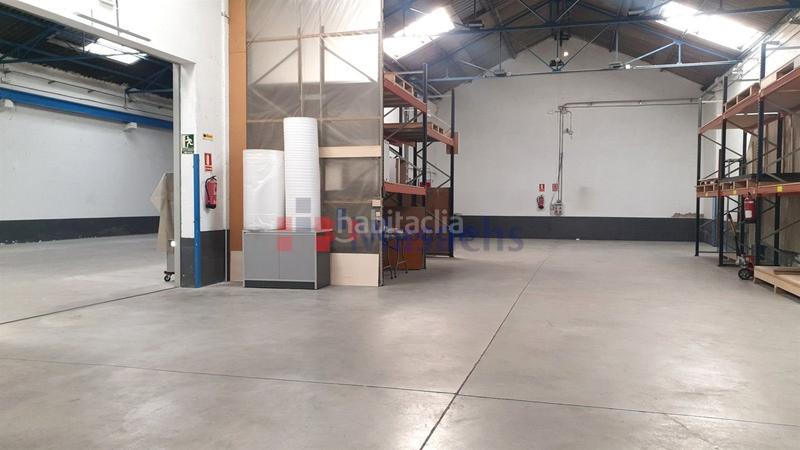 Foto e537b129-74ca-42ed-ae23-6c80180073b1. Nau industrial amb calefacció a Estación Coslada