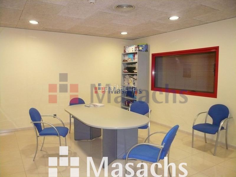 Foto 54d8d373-877a-4717-9042-4138faeabe9e. Industrial building in Aiguaviva