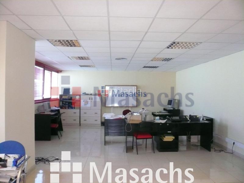 Foto d94f0fad-0881-4c9f-ab5c-9076c3bbd7a7. Industrial building in Aiguaviva