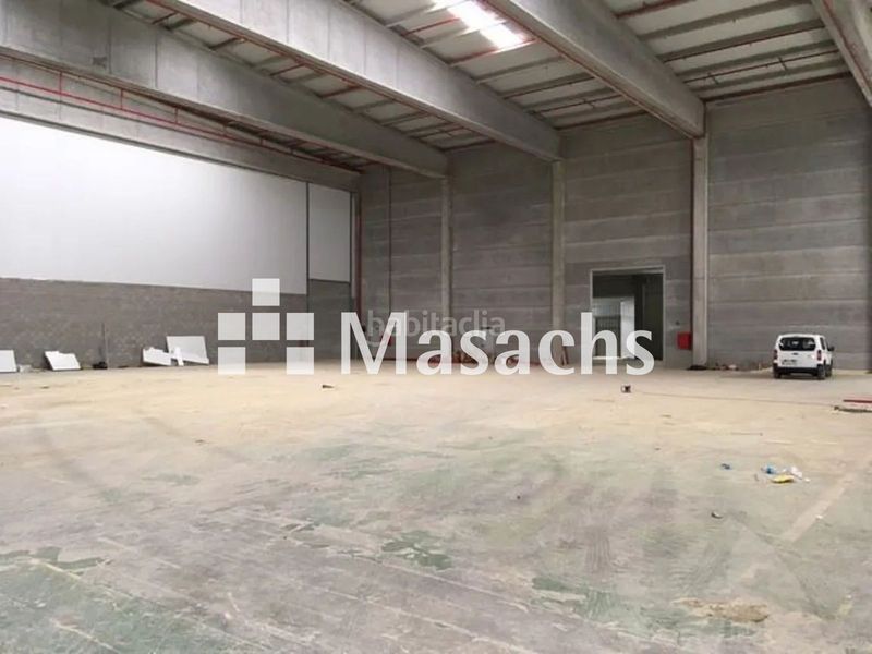 Foto e0d288ff-6963-46df-bcb0-20cba76317f2. Location bâtiment à usage industriel dans Celrà