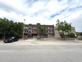 Bâtiment à usage industriel  Del vallès. Nave industrial en venta en terrassa, con 4.507 m2 y con oficina