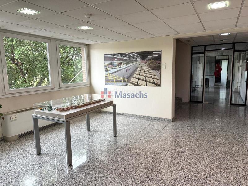 Foto 08c532d6-6754-41f9-bbc4-133ae54b59c8. Industrial building in Polígon Industrial Santa Margarida Terrassa