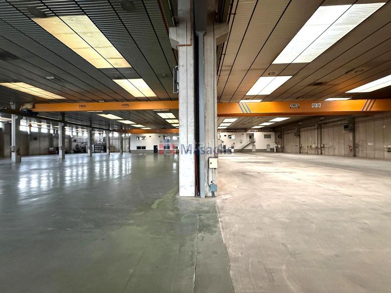 Foto 21ceb6c7-273a-4927-a788-d88f42f7dd74. Industrial building in Polígon Industrial Santa Margarida Terrassa