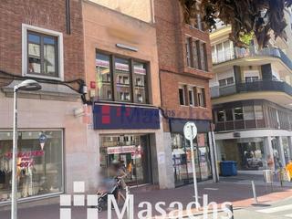 Lloguer Local Comercial a Barri del Centre. En terrassa